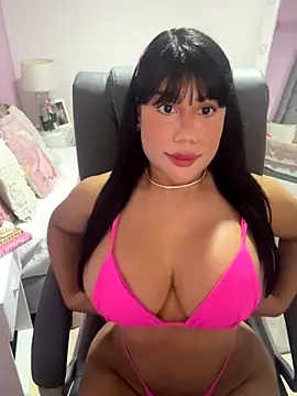 Snapshot of AshleyFerrer chatting on October 27, 2025, 2:10 pm AshleyFerrer online show from October 27, 2025, 2:10 pm