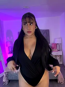 Snapshot of AshleyFerrer chatting on December 13, 2025, 7:53 pm AshleyFerrer online show from December 13, 2025, 7:53 pm