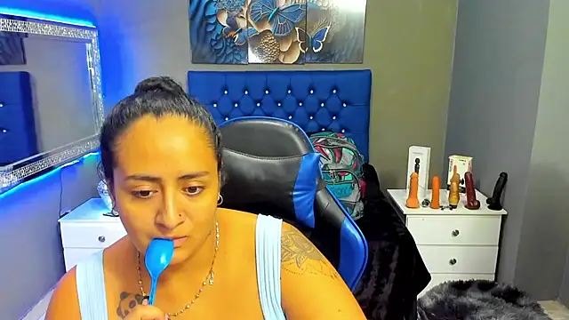 NikolPervertUnlimit online show from December 2, 2025, 2:06 am