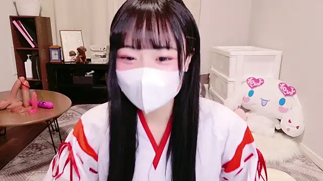 Mia--meow online show from December 31, 2024, 10:58 am