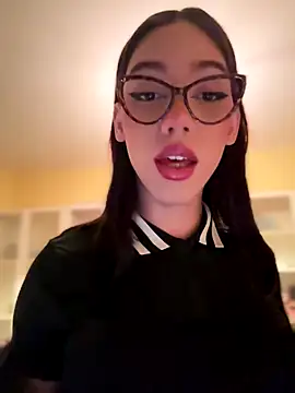 Carlita cute online show from November 28, 2025, 8:44 pm