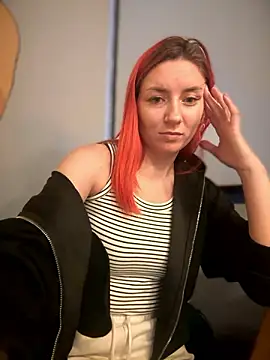 Snapshot of Crazy-Rosa chatting on December 1, 2024, 4:29 pm Crazy-Rosa online show from December 1, 2024, 4:29 pm