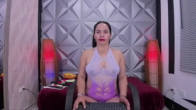 MaduraLuciana online show from February 26, 2025, 10:58 am