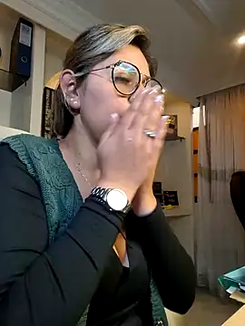 Cata Office-12 online show from December 21, 2024, 3:09 pm