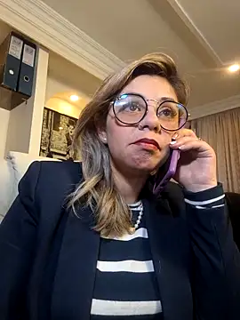 Cata Office-12 online show from January 3, 2025, 4:59 pm