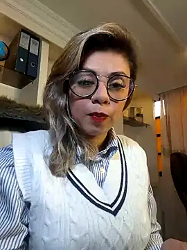 Cata Office-12 online show from January 7, 2025, 3:33 pm