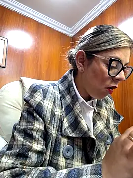 Cata Office-12 online show from September 9, 2025, 2:16 pm