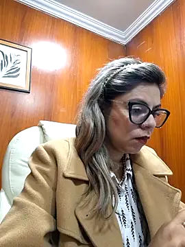 Cata Office-12 online show from September 12, 2025, 8:42 pm