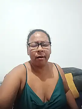 Afroditabichota online show from October 27, 2025, 8:18 am