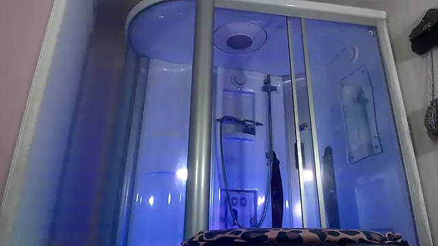 Snapshot of sexy-luna-star-ts chatting on November 3, 2025, 10:42 pm sexy-luna-star-ts online show from November 3, 2025, 10:42 pm