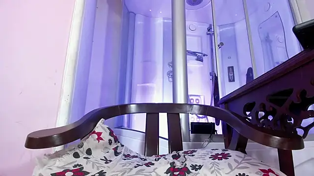 Snapshot of sexy-luna-star-ts chatting on November 30, 2025, 8:29 am sexy-luna-star-ts online show from November 30, 2025, 8:29 am