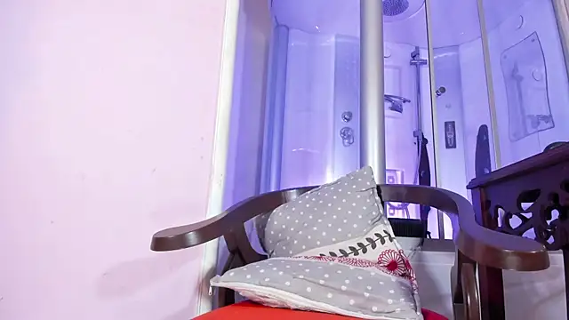 Snapshot of sexy-luna-star-ts chatting on December 3, 2025, 6:28 pm sexy-luna-star-ts online show from December 3, 2025, 6:28 pm