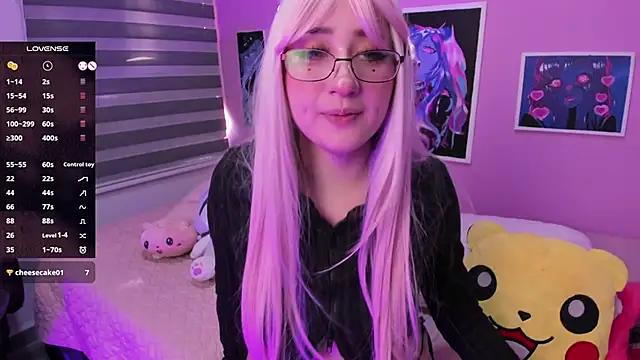 Miwa violet online show from March 13, 2025, 9:05 pm