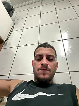 Snapshot of Christopherreis chatting on October 14, 2025, 12:22 am Christopherreis online show from October 14, 2025, 12:22 am