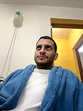 Snapshot of Christopherreis chatting on October 16, 2025, 1:28 am Christopherreis online show from October 16, 2025, 1:28 am