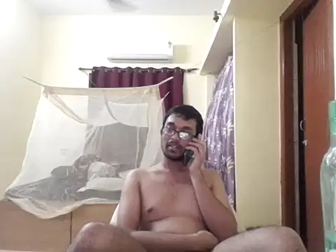 Snapshot of THE_NAKED_BOY chatting on December 18, 2025, 12:55 pm THE NAKED BOY online show from December 18, 2025, 12:55 pm