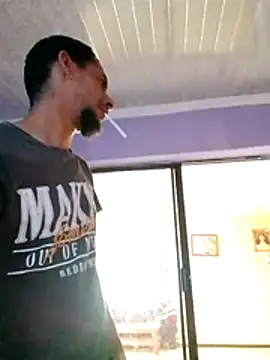 Snapshot of 19Birdma chatting on November 29, 2025, 4:43 pm 19Birdma online show from November 29, 2025, 4:43 pm