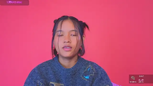 Snapshot of Natsu__ chatting on December 12, 2024, 1:53 am Natsu online show from December 12, 2024, 1:53 am