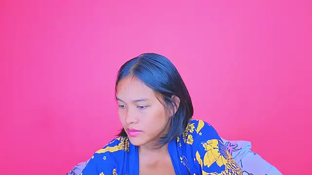 Snapshot of Natsu__ chatting on January 16, 2025, 10:21 am Natsu online show from January 16, 2025, 10:21 am