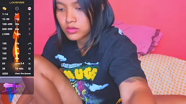 Snapshot of Natsu__ chatting on January 23, 2025, 5:31 pm Natsu online show from January 23, 2025, 5:31 pm