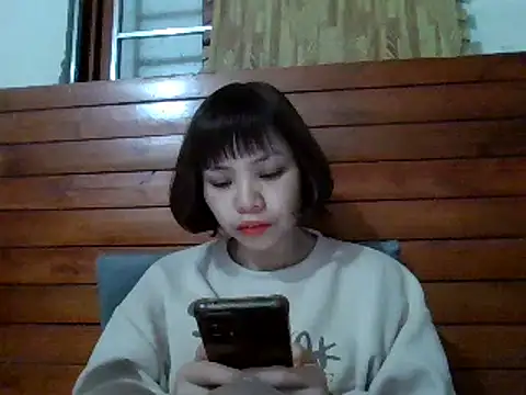 Angela-Eira online show from March 6, 2025, 9:31 pm