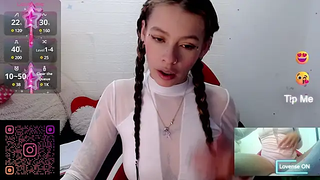 sweetlittlelisa online show from December 1, 2024, 7:14 pm