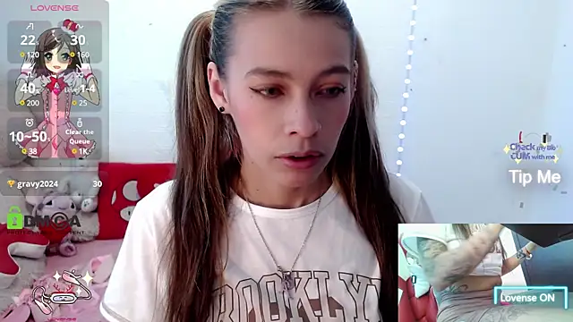 sweetlittlelisa online show from February 5, 2025, 10:01 pm