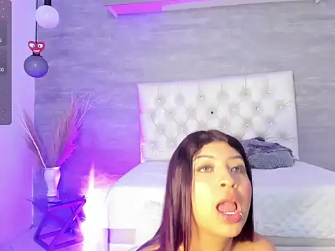 thararouse online show from March 5, 2025, 3:29 pm