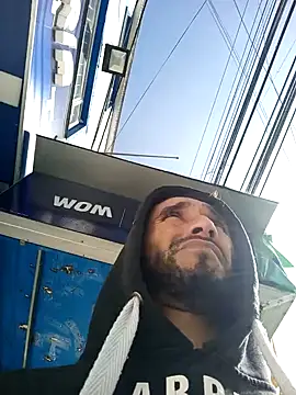 Snapshot of weedmanhot28 chatting on December 25, 2024, 2:13 pm weedmanhot28 online show from December 25, 2024, 2:13 pm