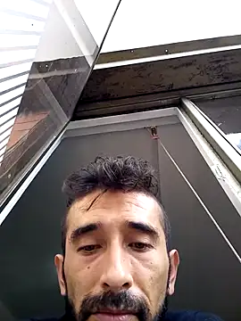 Snapshot of weedmanhot28 chatting on February 1, 2025, 8:05 pm weedmanhot28 online show from February 1, 2025, 8:05 pm