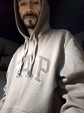 Snapshot of weedmanhot28 chatting on October 3, 2025, 12:07 am weedmanhot28 online show from October 3, 2025, 12:07 am