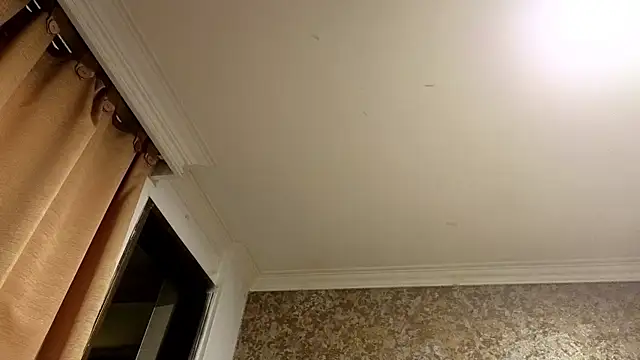 stella xue online show from October 24, 2025, 1:07 pm