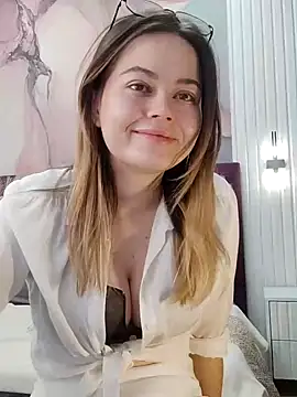 Snapshot of Kelly_Cuutie chatting on January 30, 2025, 4:16 am Kelly Cuutie online show from January 30, 2025, 4:16 am