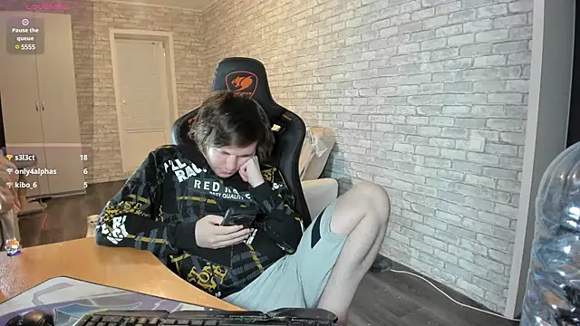 Snapshot of iliaskrislove chatting on March 15, 2025, 7:27 pm iliaskrislove online show from March 15, 2025, 7:27 pm