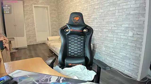 Snapshot of iliaskrislove chatting on March 17, 2025, 8:19 pm iliaskrislove online show from March 17, 2025, 8:19 pm