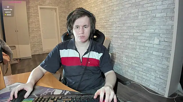 Snapshot of iliaskrislove chatting on March 19, 2025, 5:06 pm iliaskrislove online show from March 19, 2025, 5:06 pm