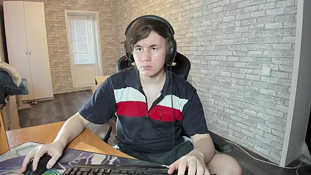 Snapshot of iliaskrislove chatting on March 20, 2025, 2:21 pm iliaskrislove online show from March 20, 2025, 2:21 pm