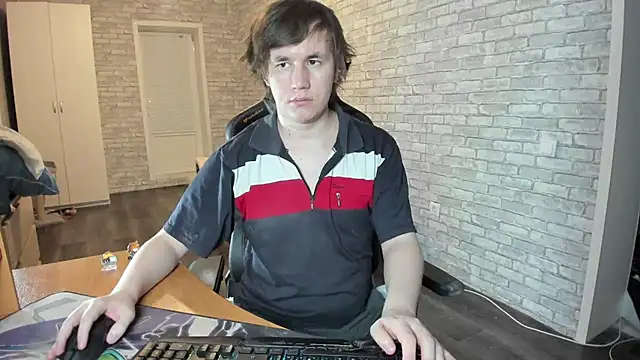 Snapshot of iliaskrislove chatting on March 20, 2025, 11:34 pm iliaskrislove online show from March 20, 2025, 11:34 pm