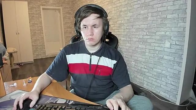 Snapshot of iliaskrislove chatting on March 22, 2025, 12:49 am iliaskrislove online show from March 22, 2025, 12:49 am