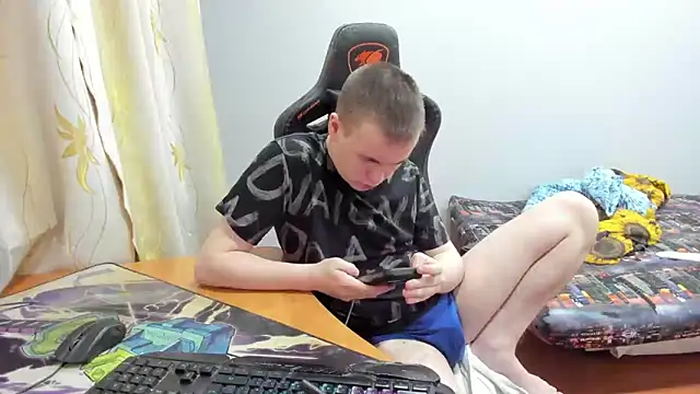 Snapshot of iliaskrislove chatting on October 7, 2025, 3:20 pm iliaskrislove online show from October 7, 2025, 3:20 pm