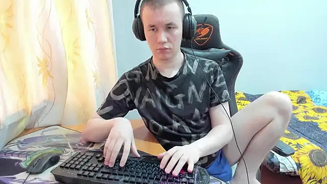 Snapshot of iliaskrislove chatting on October 11, 2025, 3:39 am iliaskrislove online show from October 11, 2025, 3:39 am