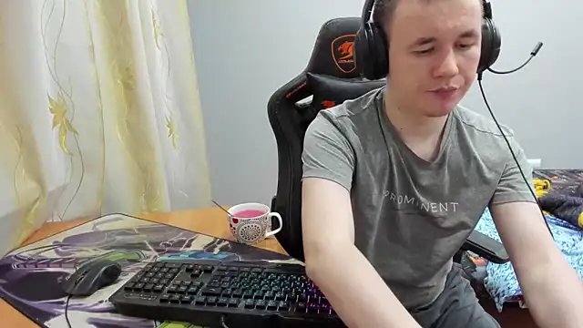 Snapshot of iliaskrislove chatting on October 15, 2025, 4:07 pm iliaskrislove online show from October 15, 2025, 4:07 pm