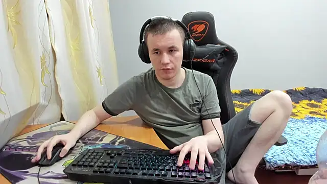 Snapshot of iliaskrislove chatting on October 20, 2025, 6:19 pm iliaskrislove online show from October 20, 2025, 6:19 pm