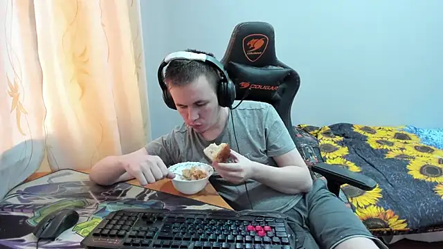 Snapshot of iliaskrislove chatting on October 29, 2025, 11:01 am iliaskrislove online show from October 29, 2025, 11:01 am