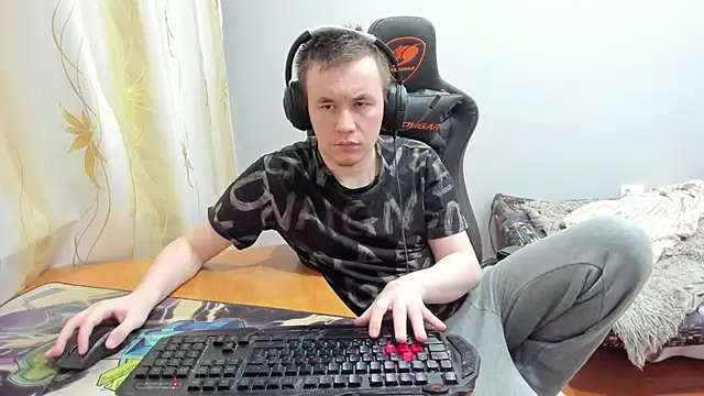 Snapshot of iliaskrislove chatting on November 5, 2025, 11:27 pm iliaskrislove online show from November 5, 2025, 11:27 pm