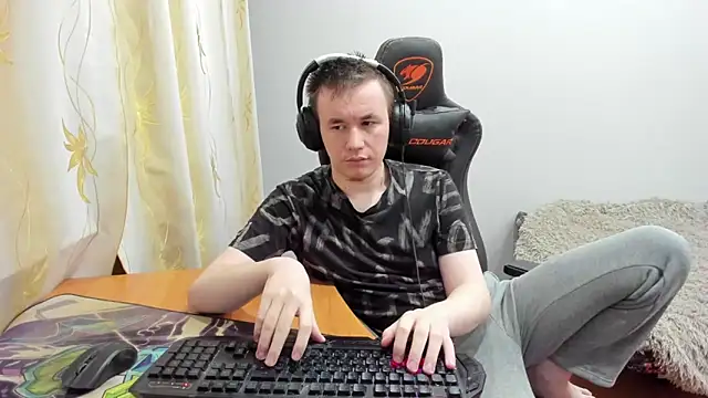 Snapshot of iliaskrislove chatting on November 9, 2025, 12:09 am iliaskrislove online show from November 9, 2025, 12:09 am