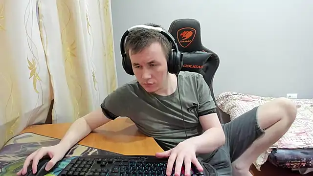 Snapshot of iliaskrislove chatting on November 13, 2025, 3:49 am iliaskrislove online show from November 13, 2025, 3:49 am