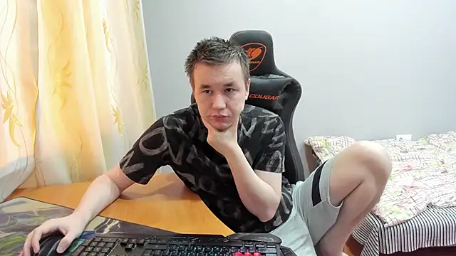 Snapshot of iliaskrislove chatting on November 23, 2025, 8:36 am iliaskrislove online show from November 23, 2025, 8:36 am