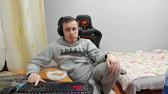 Snapshot of iliaskrislove chatting on December 1, 2025, 4:23 pm iliaskrislove online show from December 1, 2025, 4:23 pm