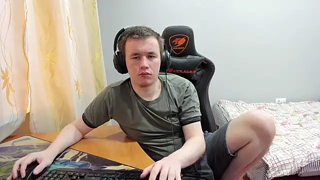 Snapshot of iliaskrislove chatting on December 3, 2025, 5:48 am iliaskrislove online show from December 3, 2025, 5:48 am